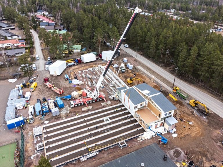 Uuden-Summan moduulin rakennustyömaan ilmakuva.