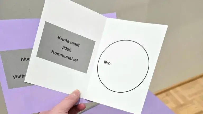 Kunta- ja aluevaalien äänestysliput