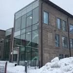 Pappilansalmen koulu.