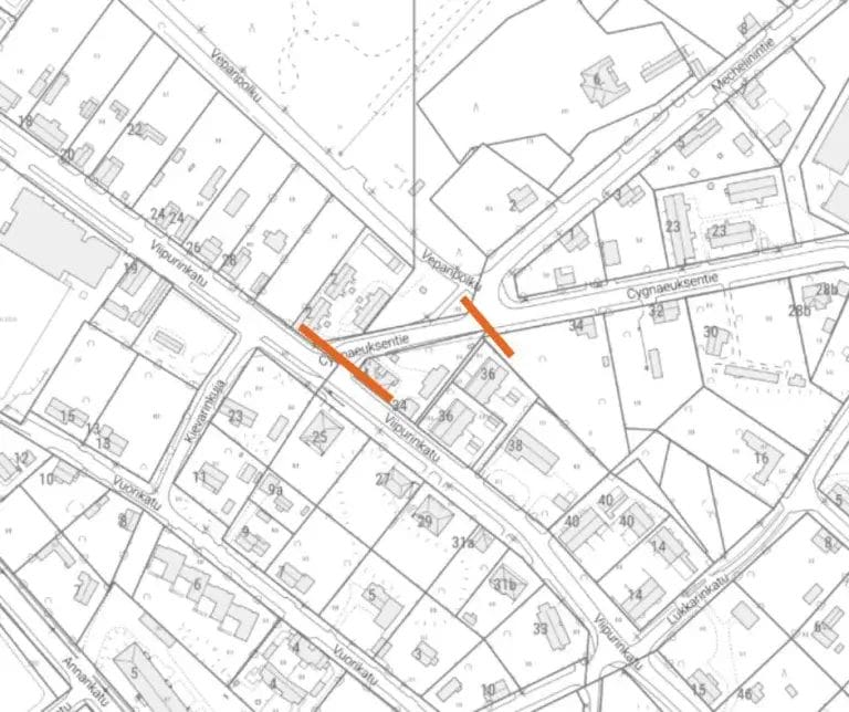 Kartta, jossa kuvaavat viivat osoittamassa tietyömaantakia suljettua tienpätkää.