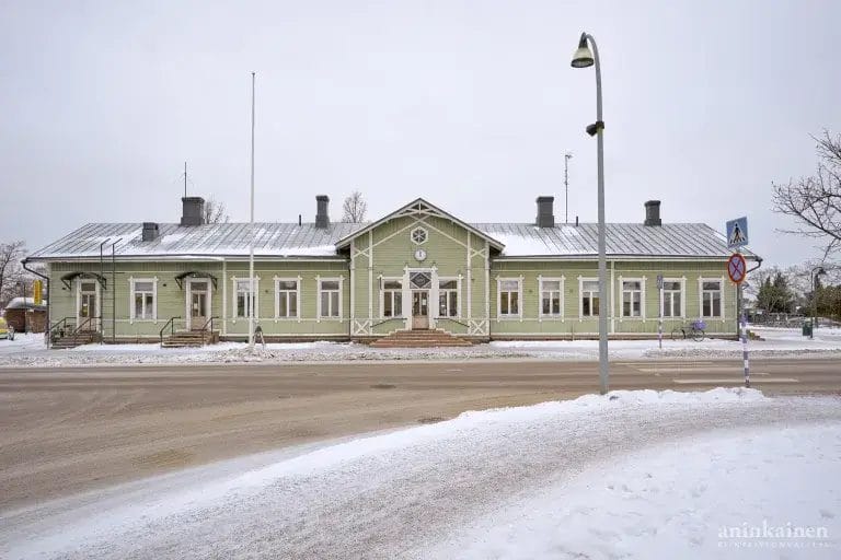 Haminan linja-autoaseman kuva ulkoapäin.