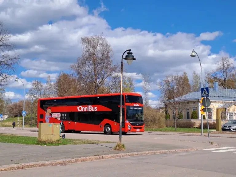 Onnibus Haminassa